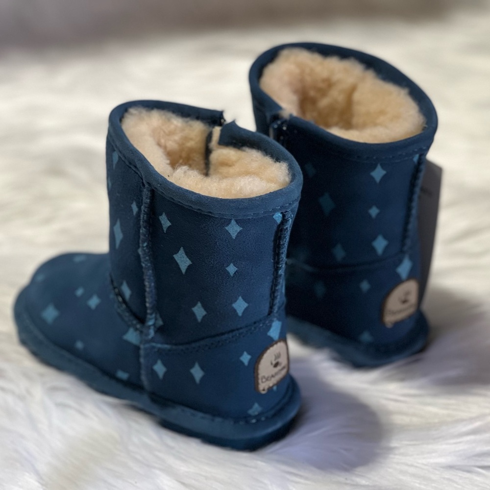 New Bearpaw Kids' Elle Zip Short Water Resistant Boot Toddler/Little Kids - Picture 9 of 11